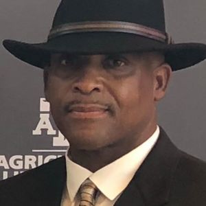 Meet your Posher, Terry